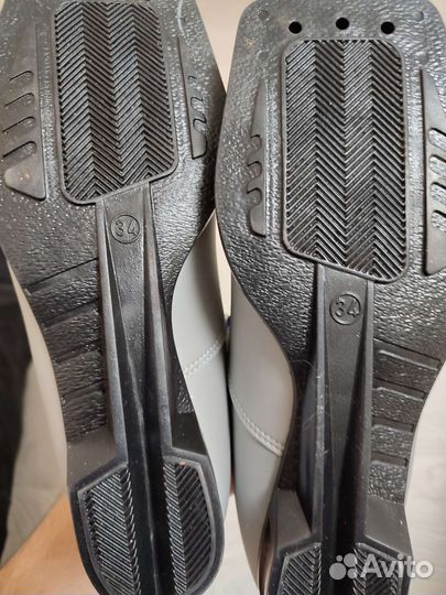 Лыжные ботинки