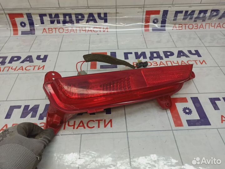 Фонарь задний в бампер правый Hyundai Creta 92406-M0100