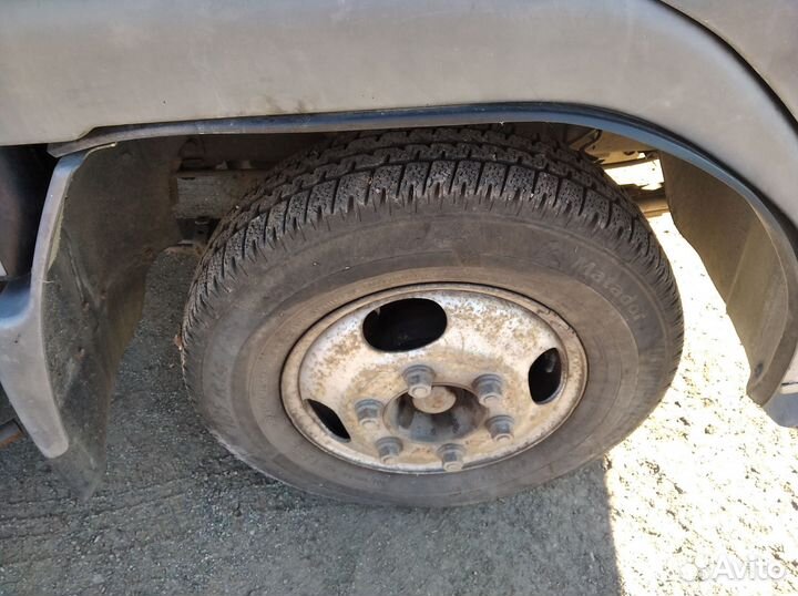 Mitsubishi Fuso Canter изотермический, 1997