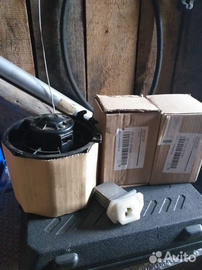 Моторчик отопителя для Nissan X-Trail