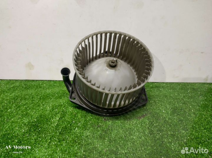 Моторчик отопителя Mitsubishi lancer 9