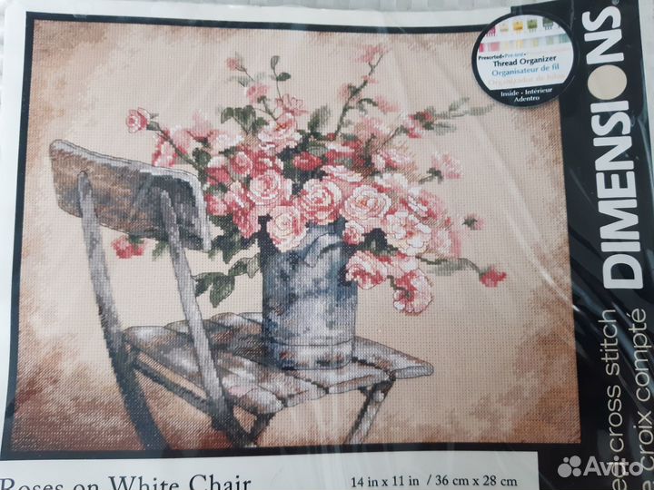 Набор для вышивания Dimensions Розы на белом стуле
