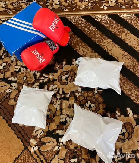 Бокс с одеждой для qqzwezxc