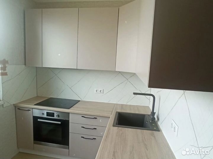 Бежевая кухня в наличии