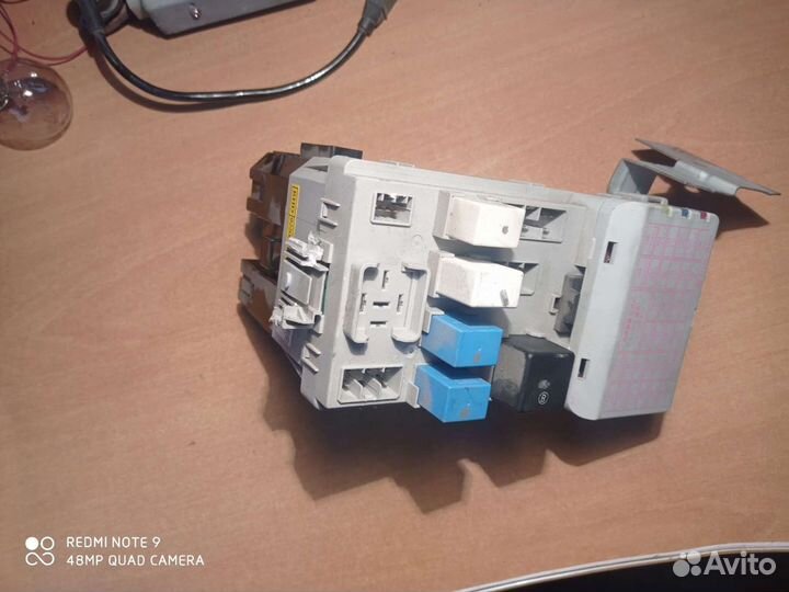 Блок предохранителей Hyundai XG G6CT-G XG, D4BB