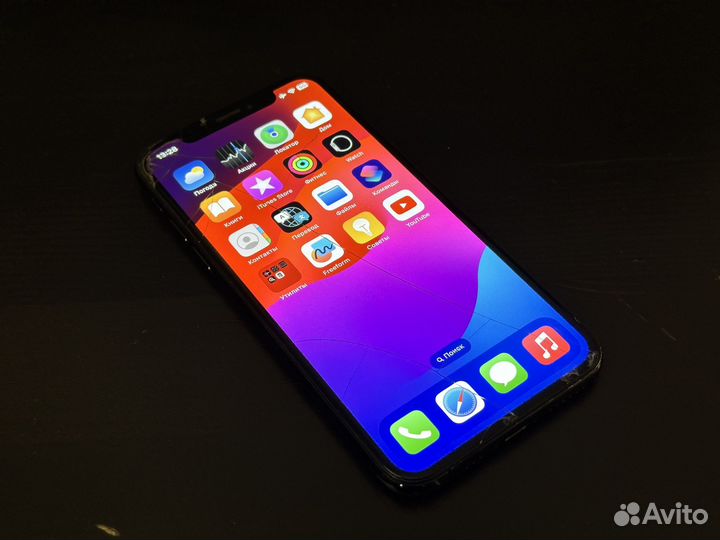 iPhone Xs, 64 ГБ