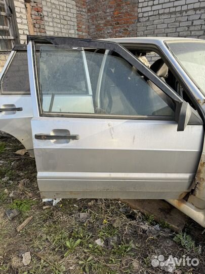 Дверь передня правая ваз 2114
