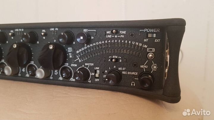 Новый рекордер/микшер sound devices 552