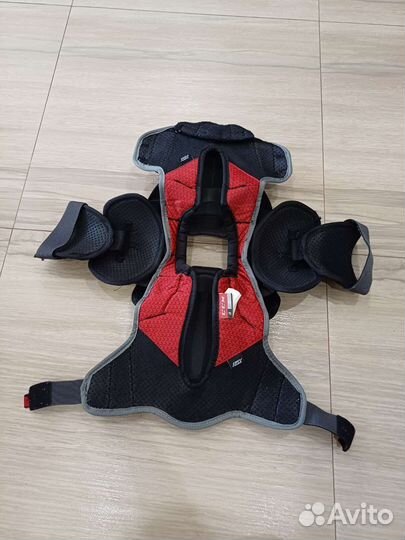 Нагрудник CCM, JetSpeed FT390 Юниорский S