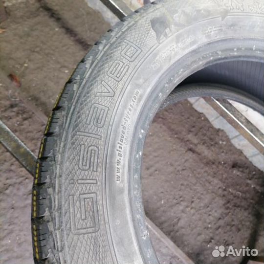 Gislaved Soft Frost 3 205/60 R16