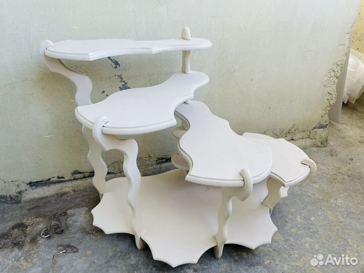 Подставка для цветов деревянная