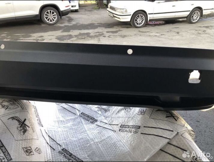 Нижния юбка заднего бампера шкода кодиак