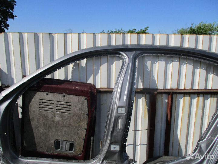 Боковина левая BMW 5 F10