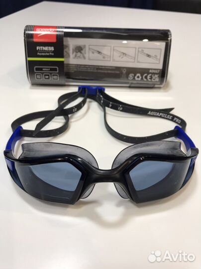 Очки для плавания speedo