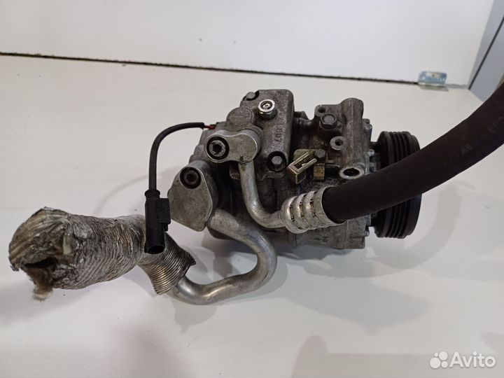 Компрессор кондиционера BMW5E60 M54B25