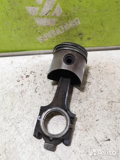 Поршень с шатуном бмв Е28