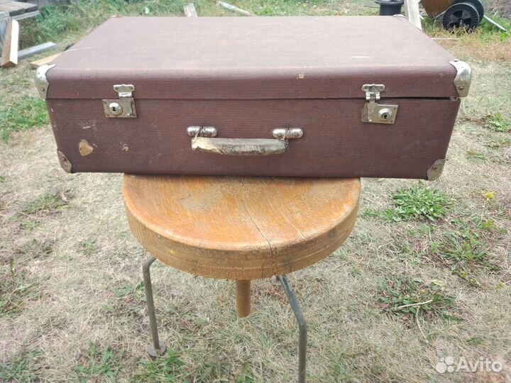 Чемодан из дерева катушка ведро