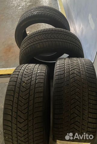 Pirelli Scorpion 325/35 R22 и 285/40 R22