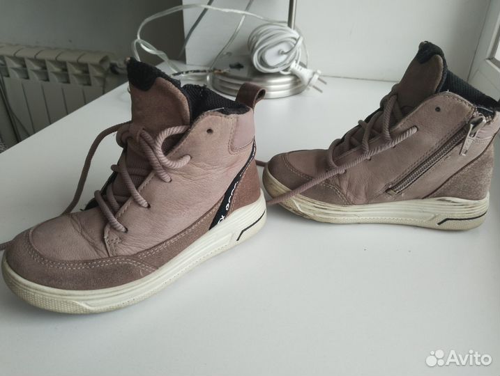 Ботинки демисезонные для девочки 27 размер