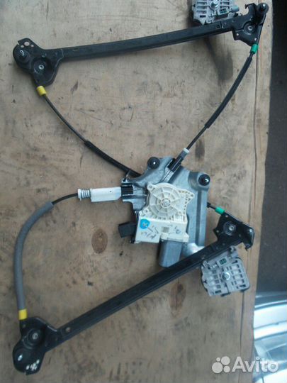 Стеклоподъемник ford mustang 5 форд мустанг 5