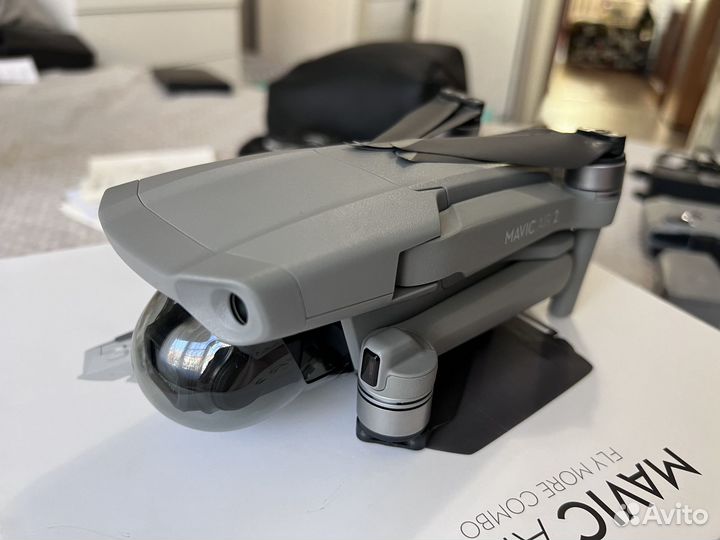 Квадрокоптер DJI Mavic Air 2 Fly more combo