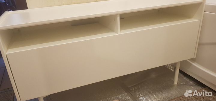 Тумба под телевизор