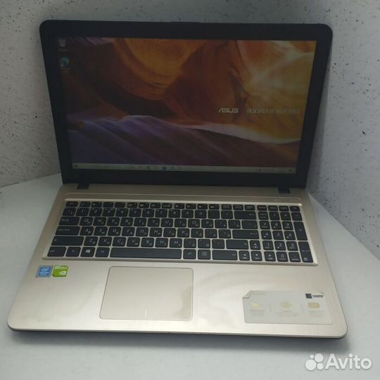 Ноутбук Asus D540M