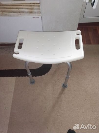 Стул для ванны