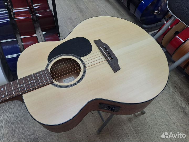 Гитара электроакустическая JET JJ с подключением