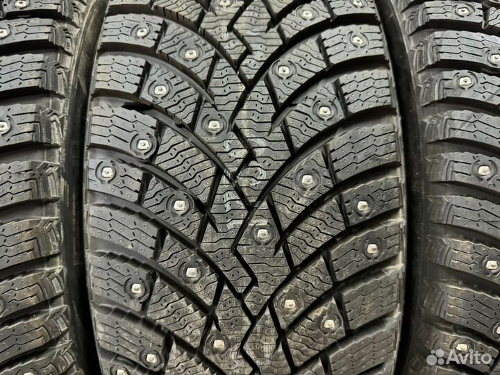 Pirelli Ice Zero 2 215/65 R17