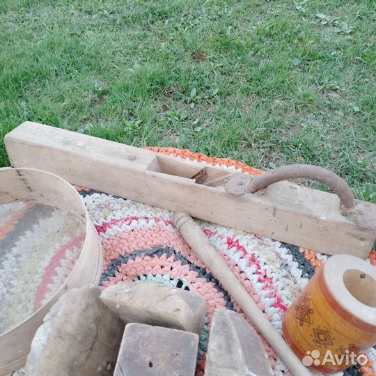 Набор старинных предметов быта