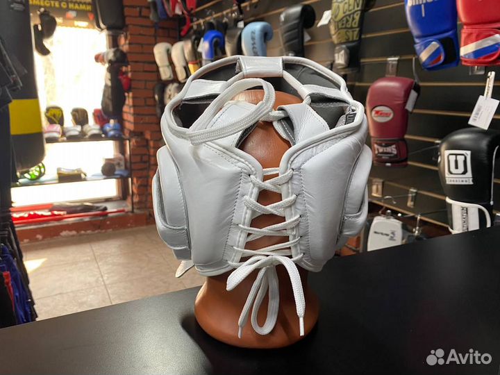 Шлем боксерский с бампером Leaders