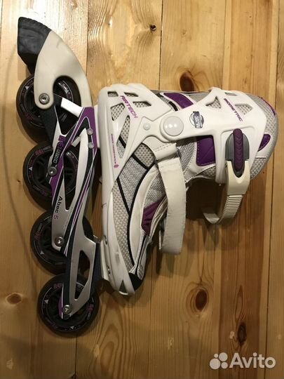 Роликовые коньки