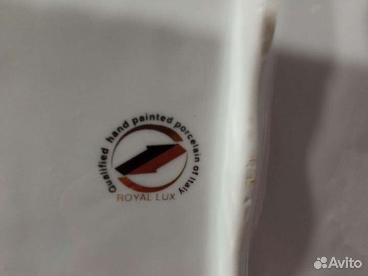 Статуэтка фарфор дама с ковалером