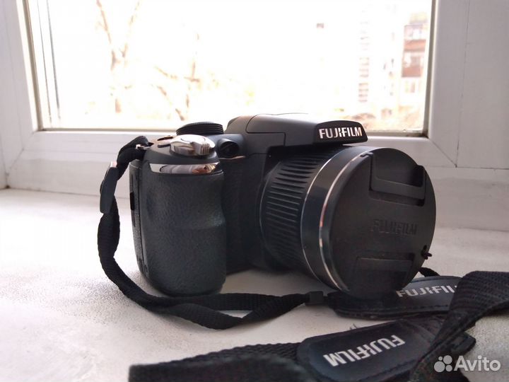 Зеркальный фотоаппарат fujifilm