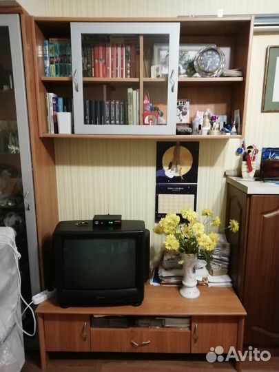 Тумба под телевизор + навесная полка бу