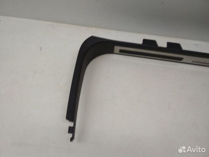 Накладка порога внутренняя передняя левая Toyota