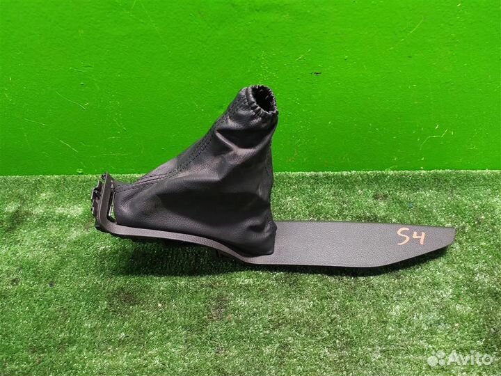 Накладка центральной консоли Ford Focus 3 (CB8) 2