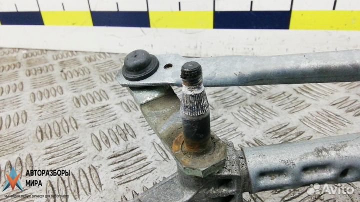 Механизм стеклоочистителя (трапеция дворников)