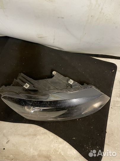 Фара правая Volkswagen Polo 5