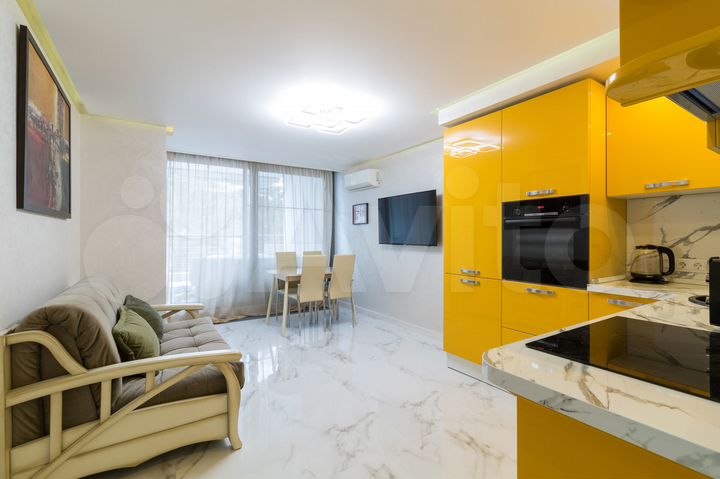 3-к. квартира, 90 м², 1/2 эт.