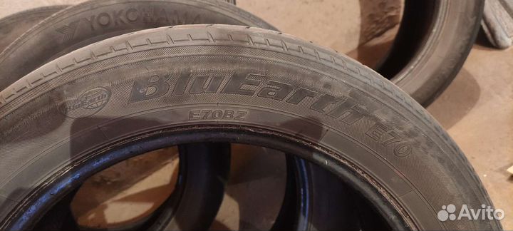 Yokohama BluEarth E70 215/55 R17
