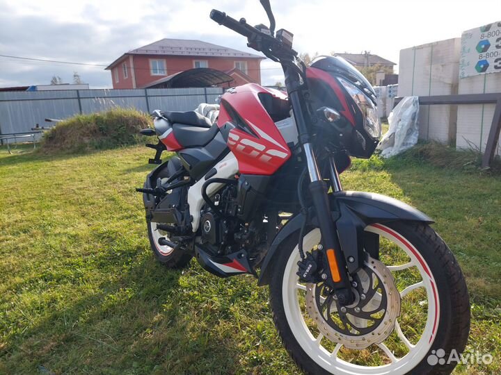 Bajaj pulsar 200NS