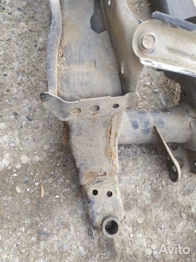 Балка задняя (подрамник) Toyota Rav 4 XA 30