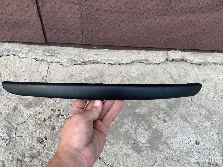 Молдинг переднего бампера Форд Фокус 1 правый