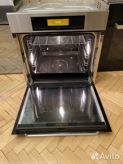 Духовой шкаф Miele