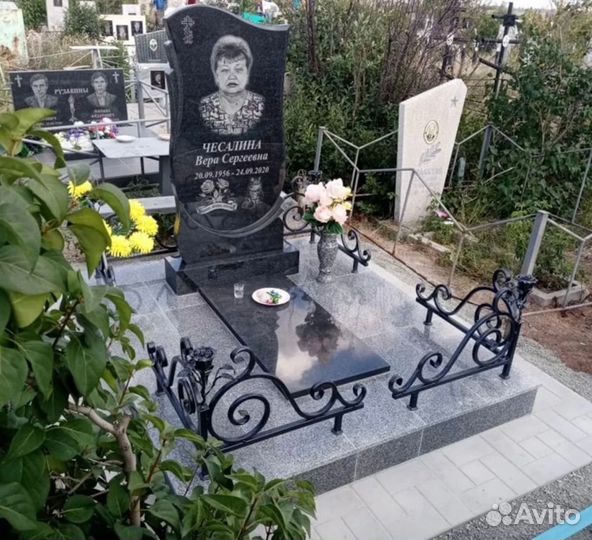 Памятники из гранита