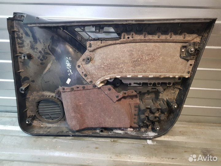 Обшивка двери передней левой Volkswagen Golf MK6