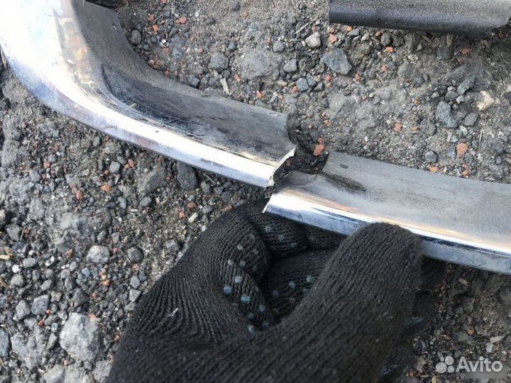 Решетка радиатора Volvo Xc70