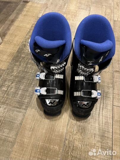 Горнолыжные ботинки